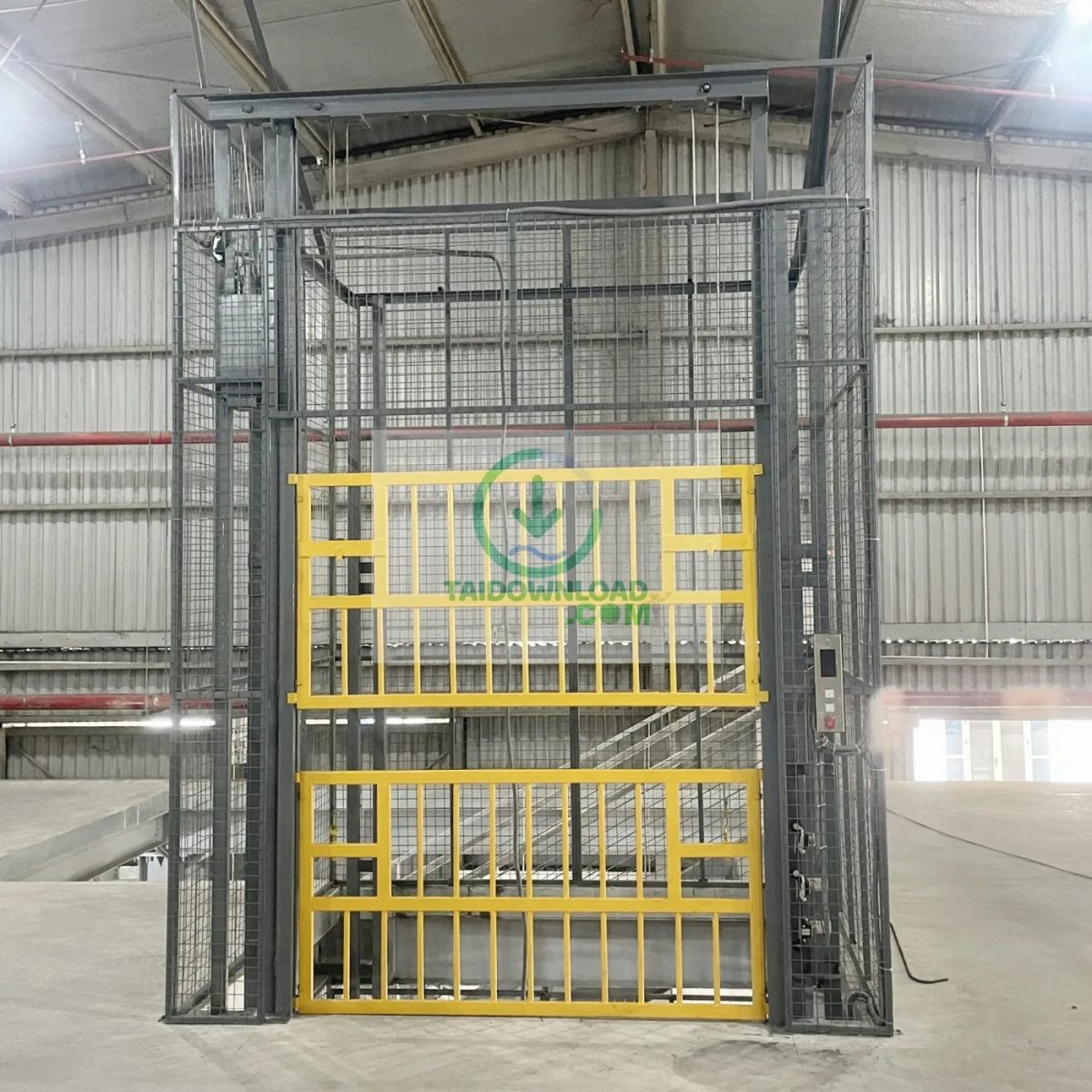 Thang Nâng Thủy Lực 1 Tấn - Tiêu Chuẩn Công Nghiệp Phổ Biến Thang Nâng Thủy Lực 1 Tấn - Tiêu Chuẩn Công Nghiệp Phổ Biến